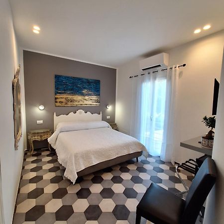Hotel Pavian Levanto Esterno foto