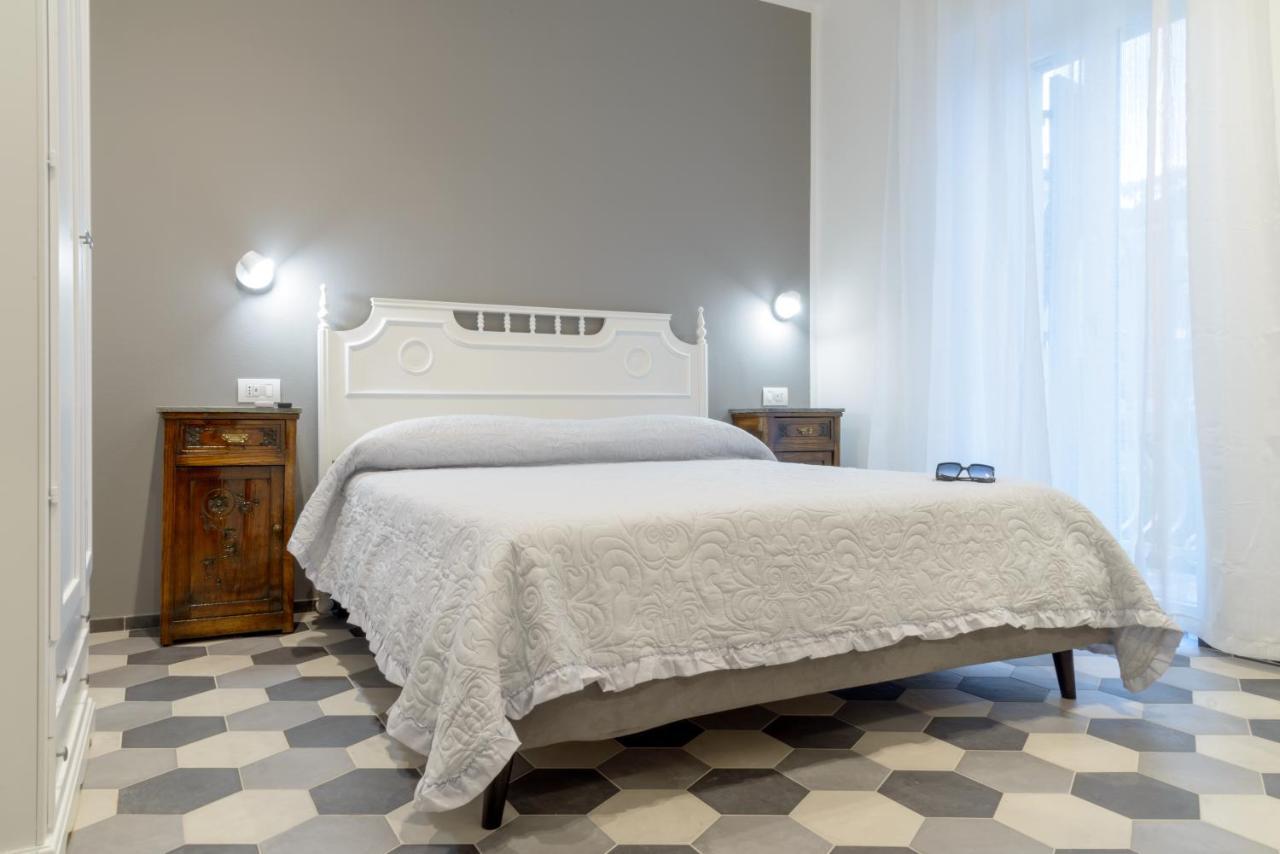 Hotel Pavian Levanto Esterno foto